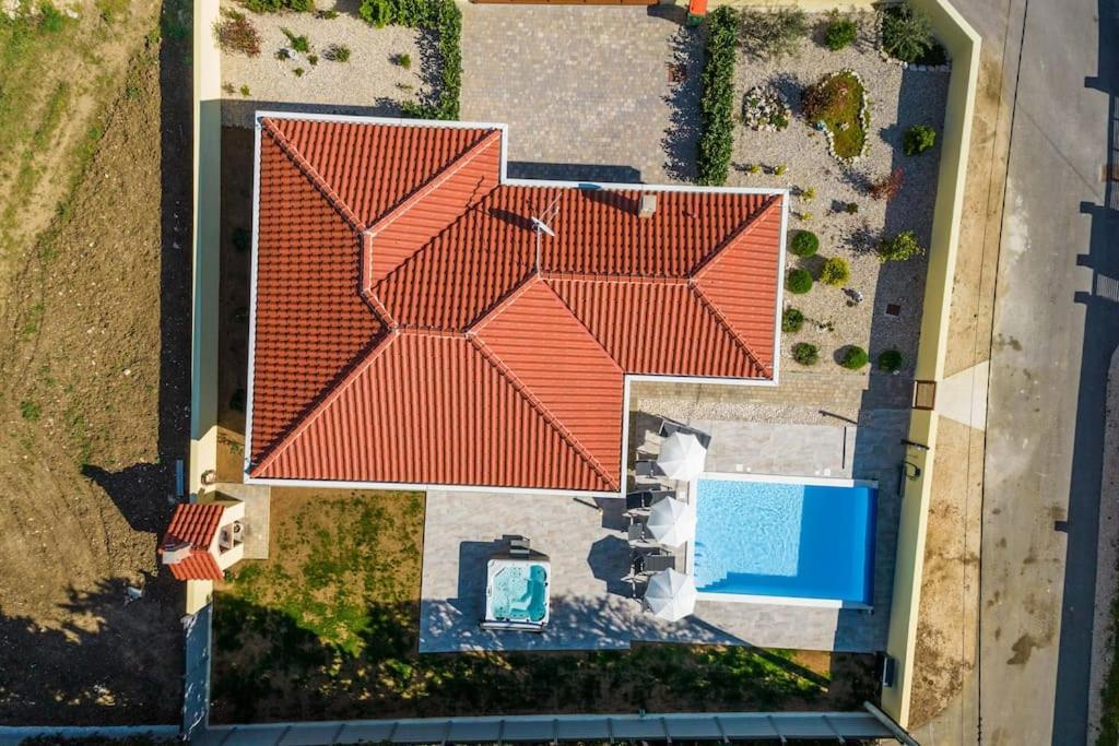 Villa Mattina, With Heated Pool And Jacuzzi بريفلاكا المظهر الخارجي الصورة