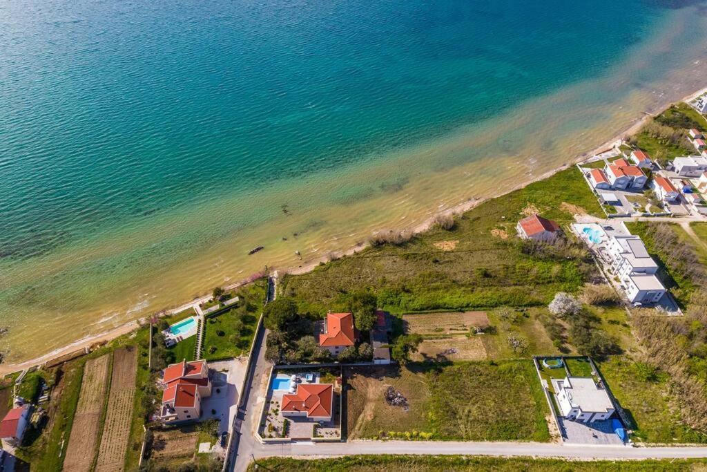 Villa Mattina, With Heated Pool And Jacuzzi بريفلاكا المظهر الخارجي الصورة